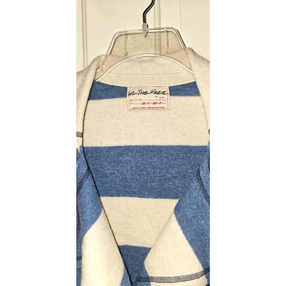 New FREE PEOPLE We The Free Acadia Cardi WOOL $368 XS/S Blue & Cream - Picture 4 of 5